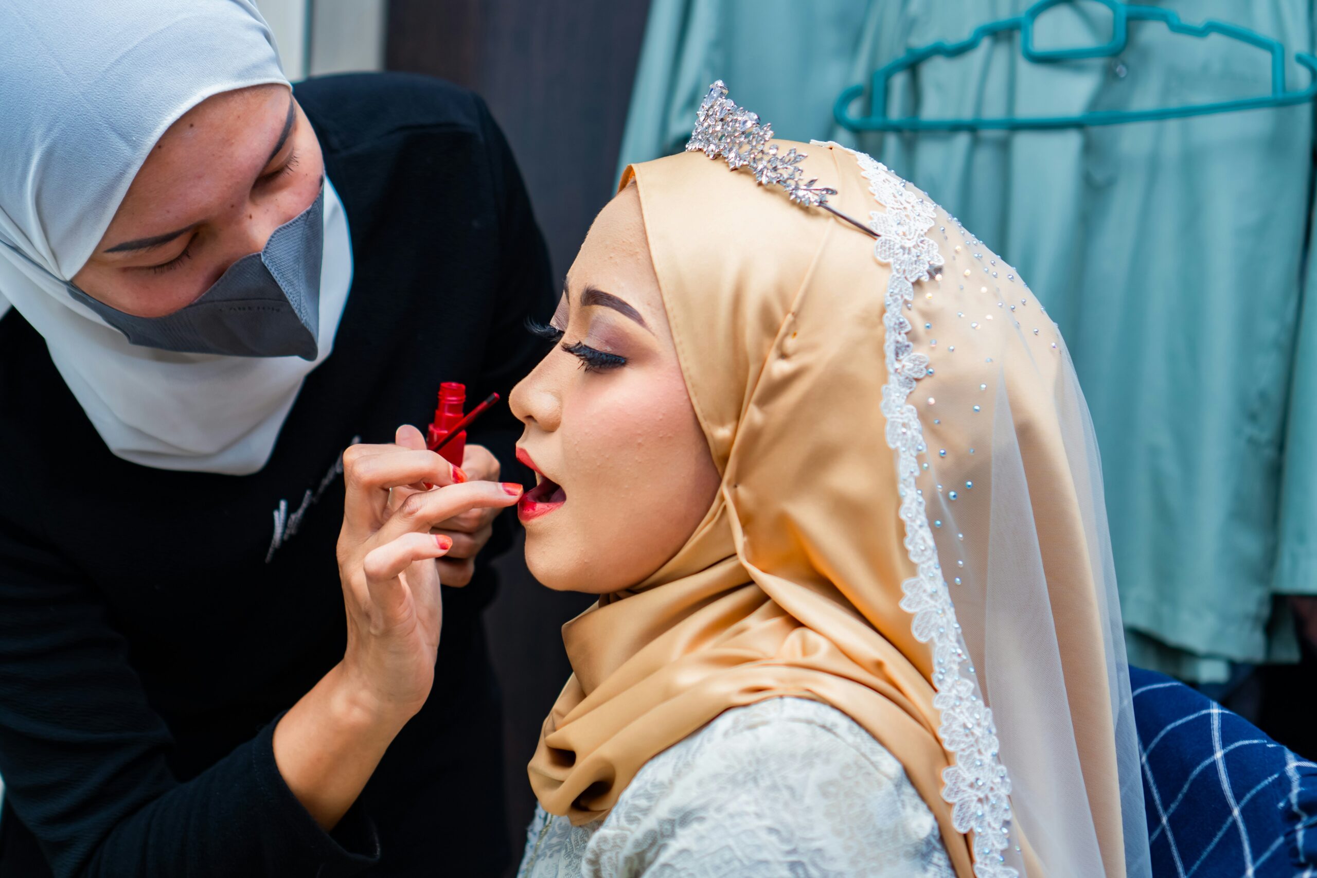 Steps for Bridal Makeup Application