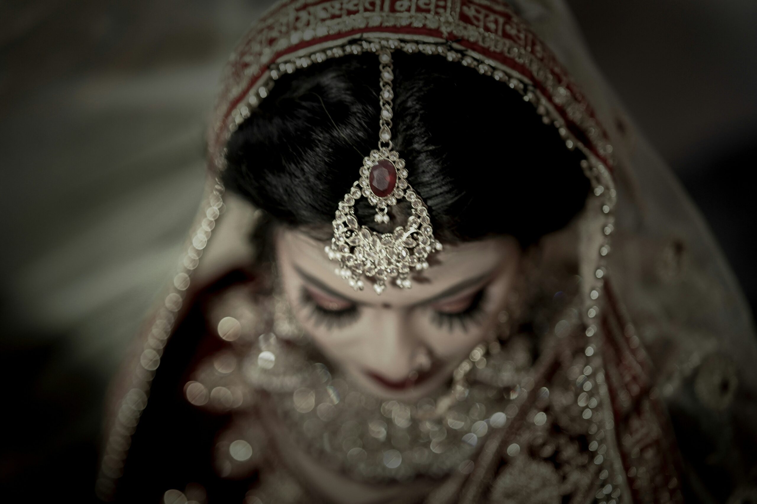 All-Day Bridal Makeup Tips: The Secret to Flawless Wedding Glam