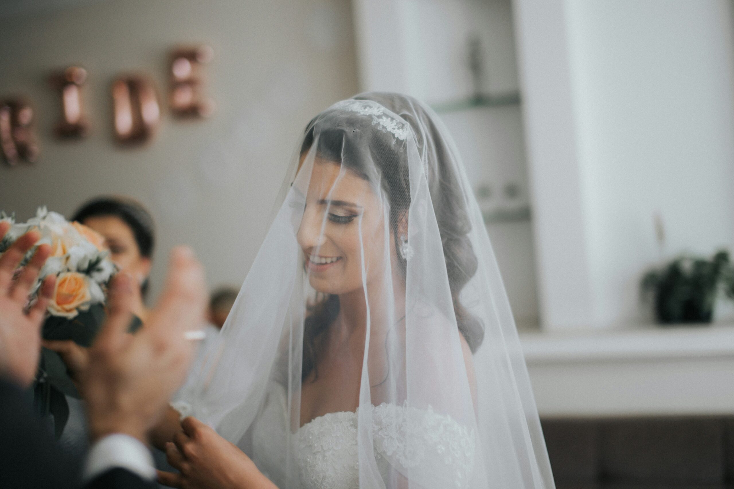 Bridal Makeup That Lasts All Day: The Ultimate Guide for Flawless Wedding Glam