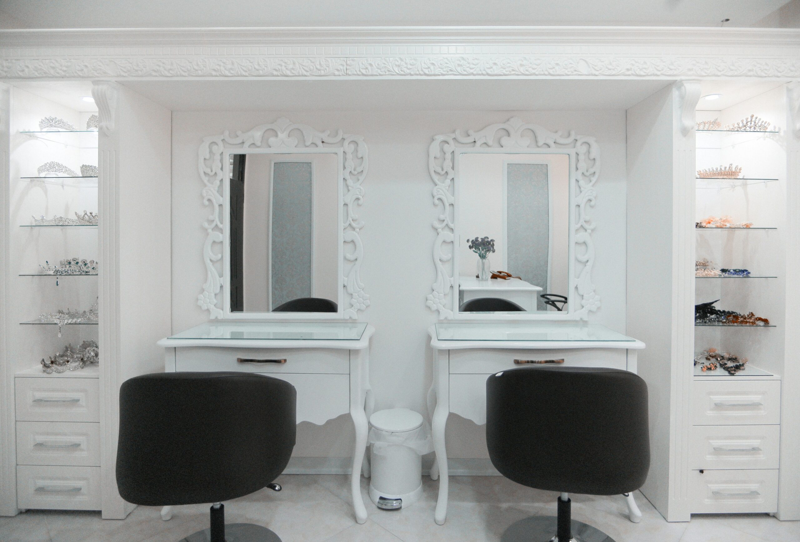 The Best Wedding Makeup Products: Your Ultimate Bridal Beauty Arsenal
