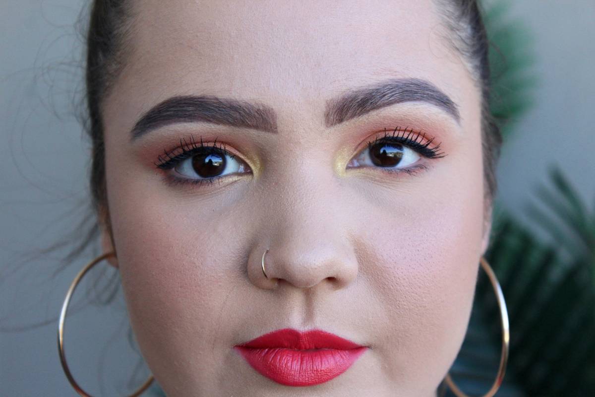 Mastering Sophisticated Makeup Looks for Bridal Beauty