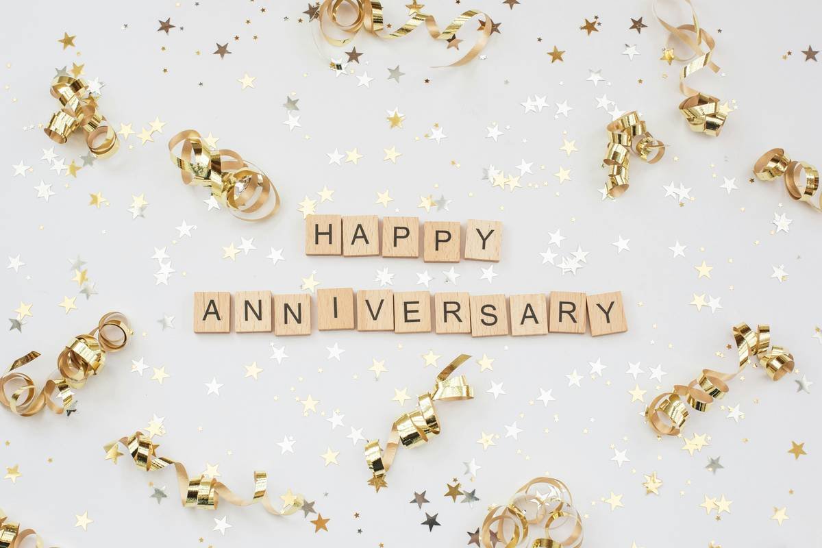 Celebrating Love: Anniversary Makeup Ideas That Make You Shine