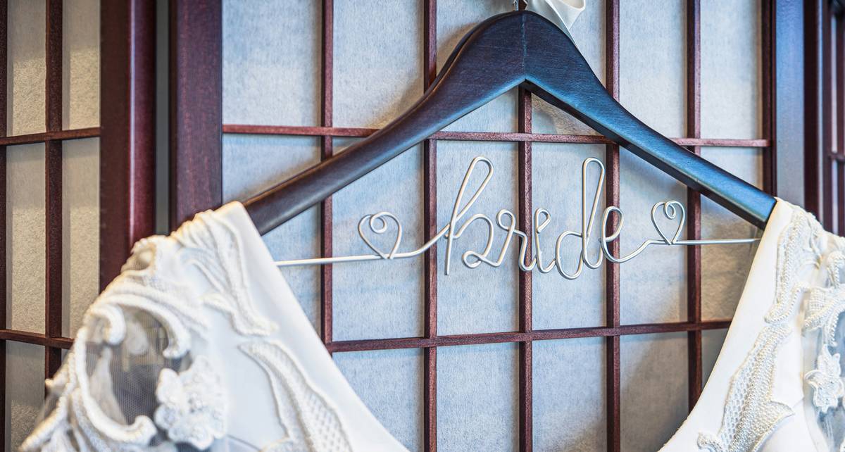 Close-up image showing the importance of bold yet elegant bridal eyeliner styles.