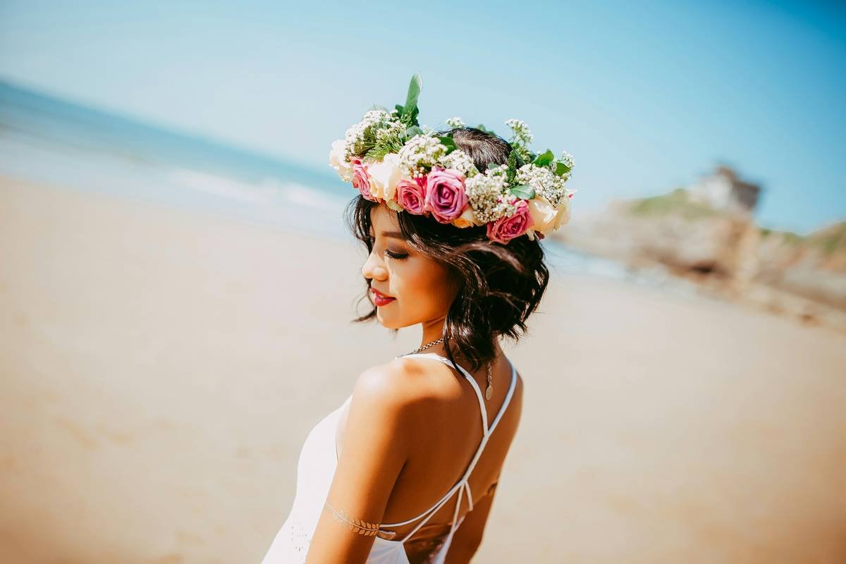 Bridal Makeup for Summer Wedding: Beat the Heat Without Melting Your Glow