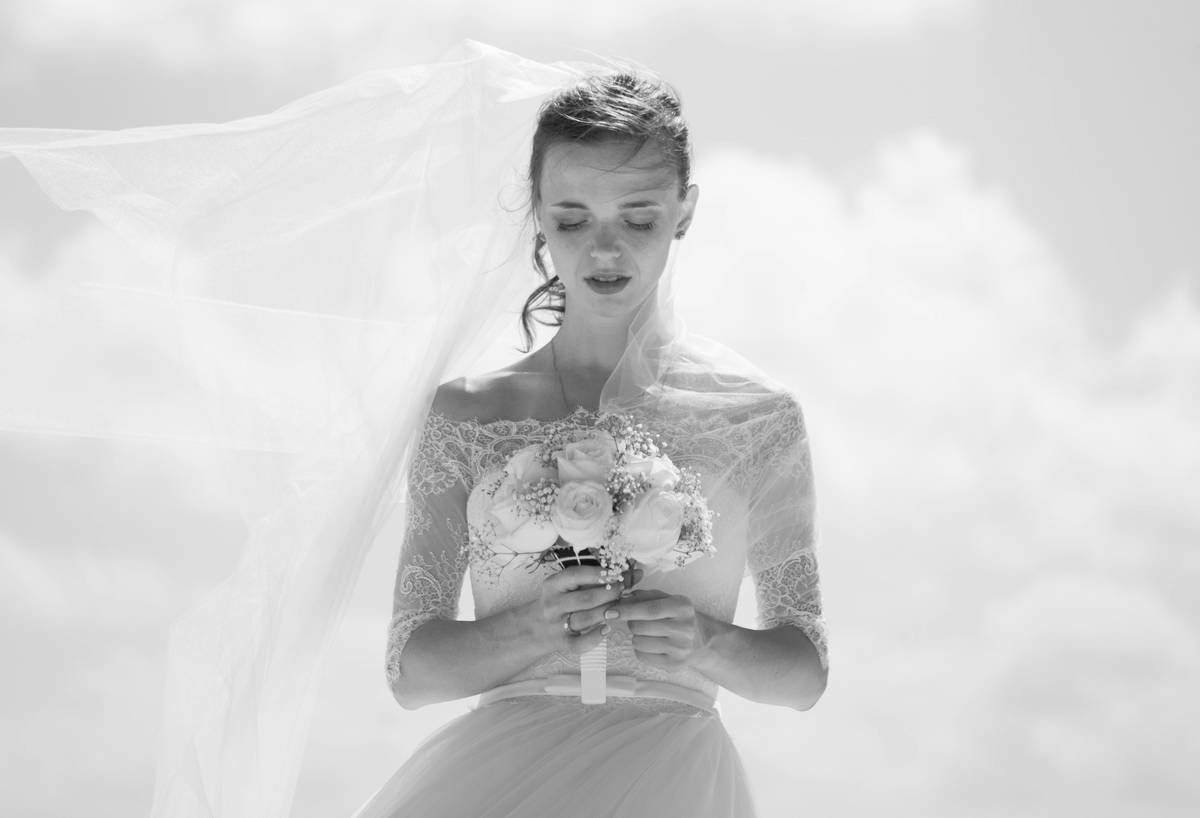 Full Coverage Bridal Makeup: Your Sweat-Proof, Tear-Resistant, Camera-Ready Guide