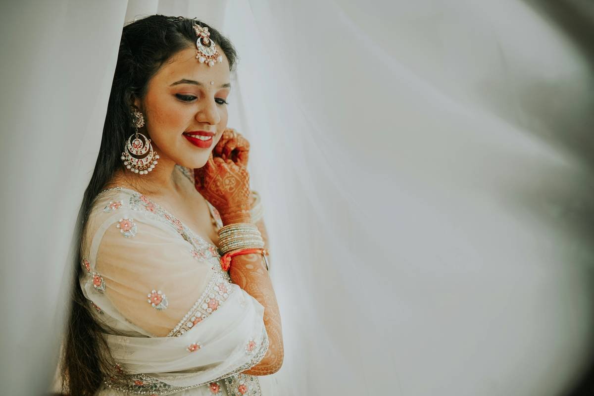 The Ultimate Guide to No Makeup Bridal Makeup: Natural, Ethereal & Timeless